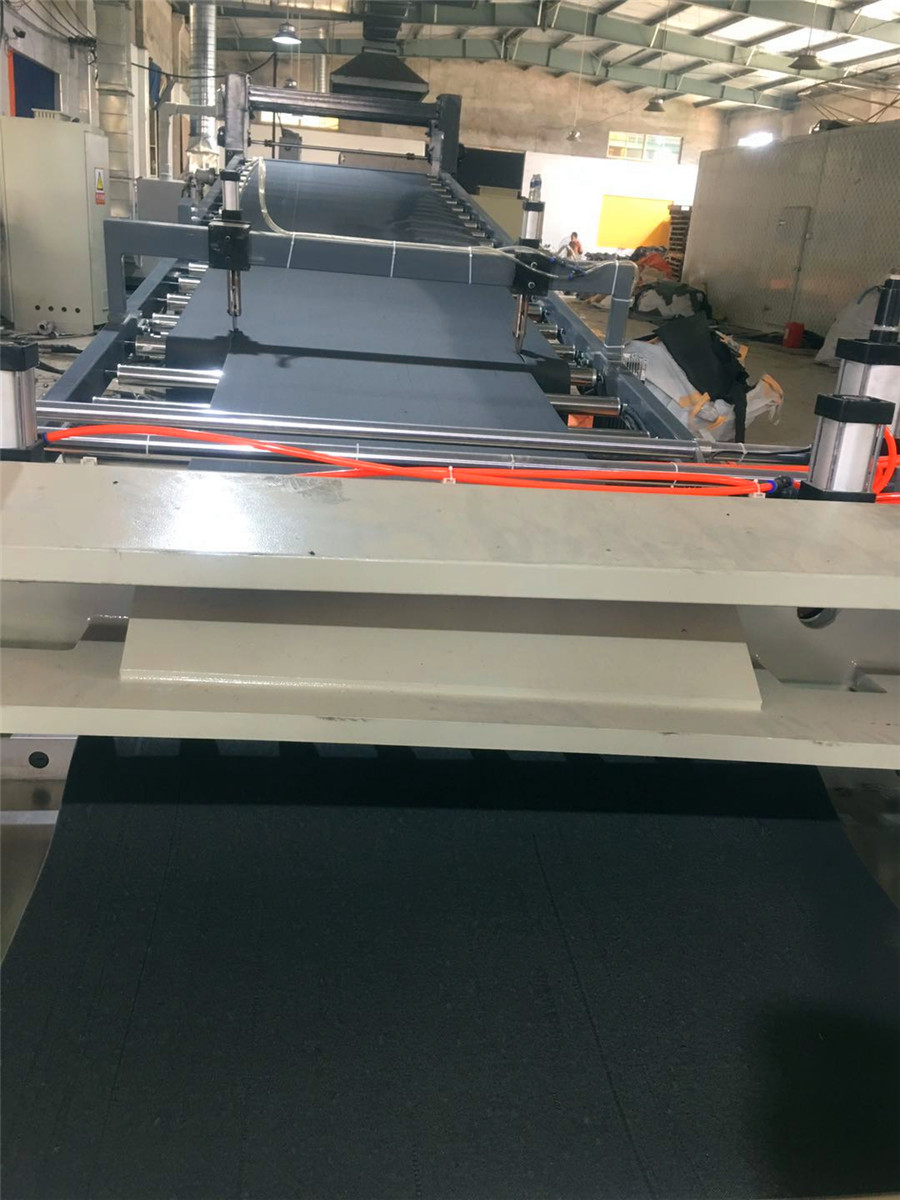 塑料擠出機(jī)_塑料擠出機(jī)_玖德隆機(jī)械有限公司